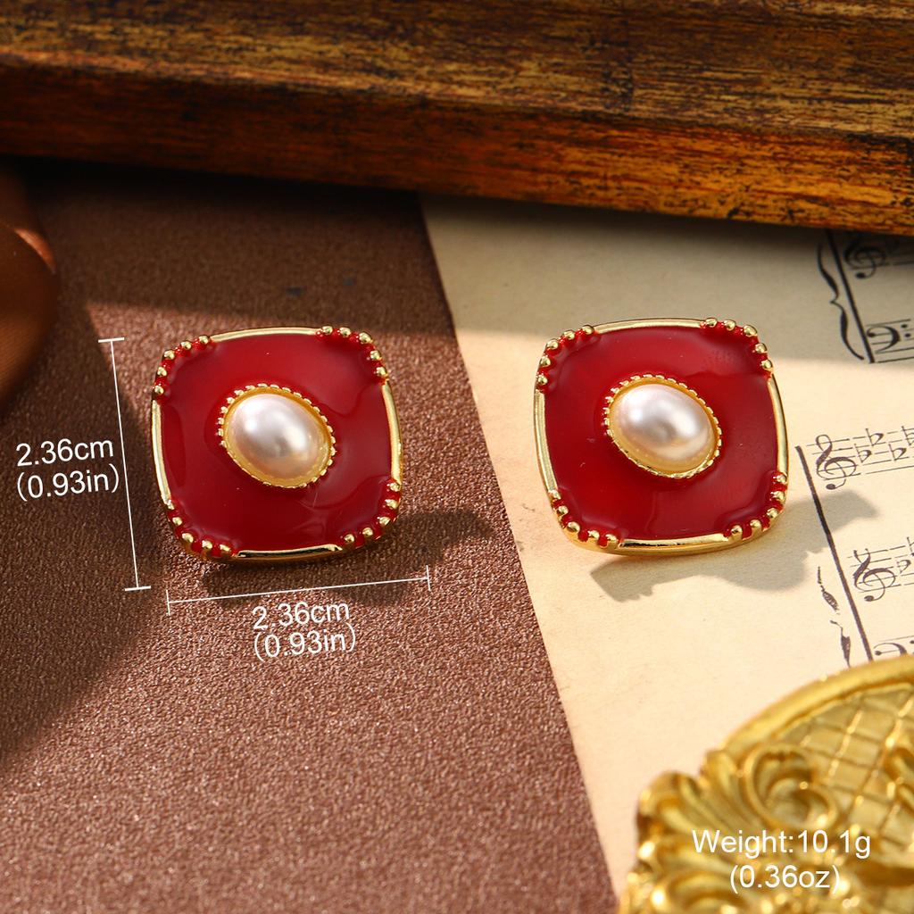 Medieval style pearl flower stud earrings geometric fringed French three-dimensional design earrings simple fashion exaggerated earrings