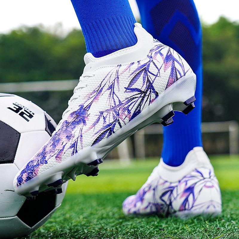 Football Boots Men Sport Wear Society Comfortable Sneaker Resistant Football Shoes Professional TF/FG Long Spikes Soccer Shoes