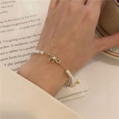 White Pearl Bracelets Resin Bangles Handmade Elastic Beads Bracelet Diamante Imitation Pearl For Women Fine Jewelry Wedding Gift
