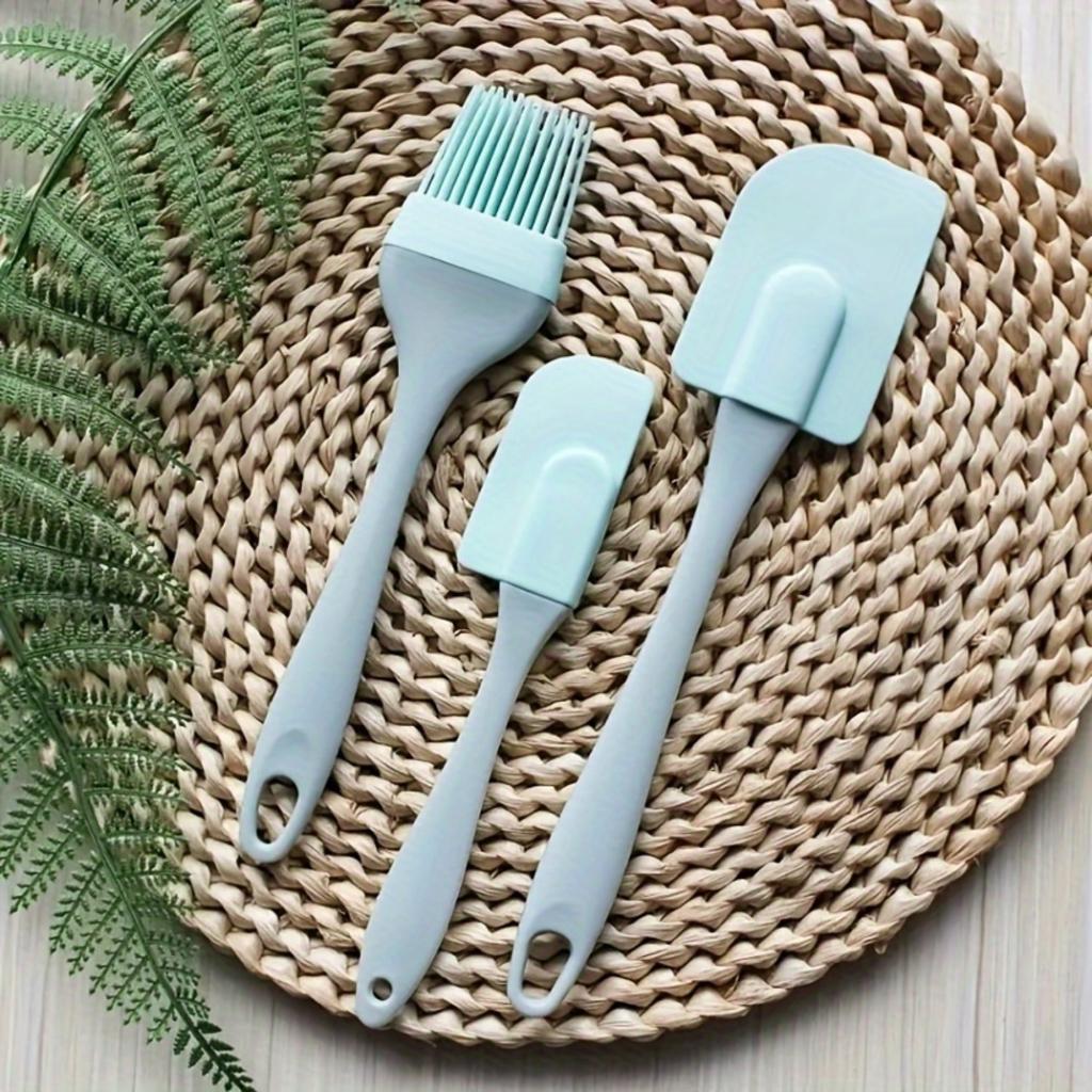 3pcs Silicone Baking Spatulas And Oil Brush Set, Food Grade Silicone Butter Cream Spreaders And Pastry Brush, Kitchen Utensils .