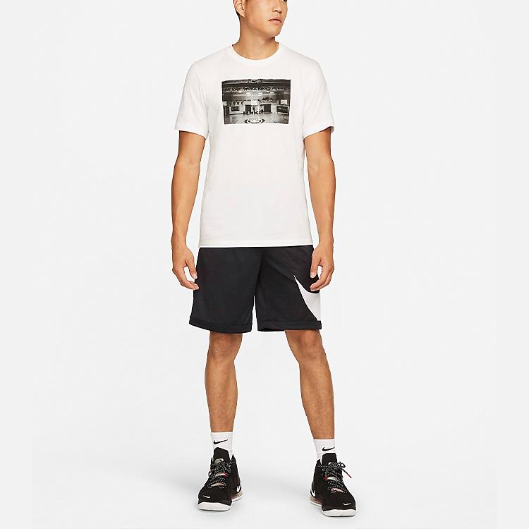 Nike Pantaloncini da Basket da Uomo con Stampa Logo Grande a Contrasto Fondi Nero DH6764-013