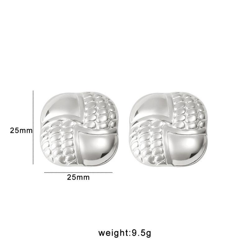 European Style Gold Plated Titanium Steel Stud Earrings with Diamond Lattice and Retro Heart Design