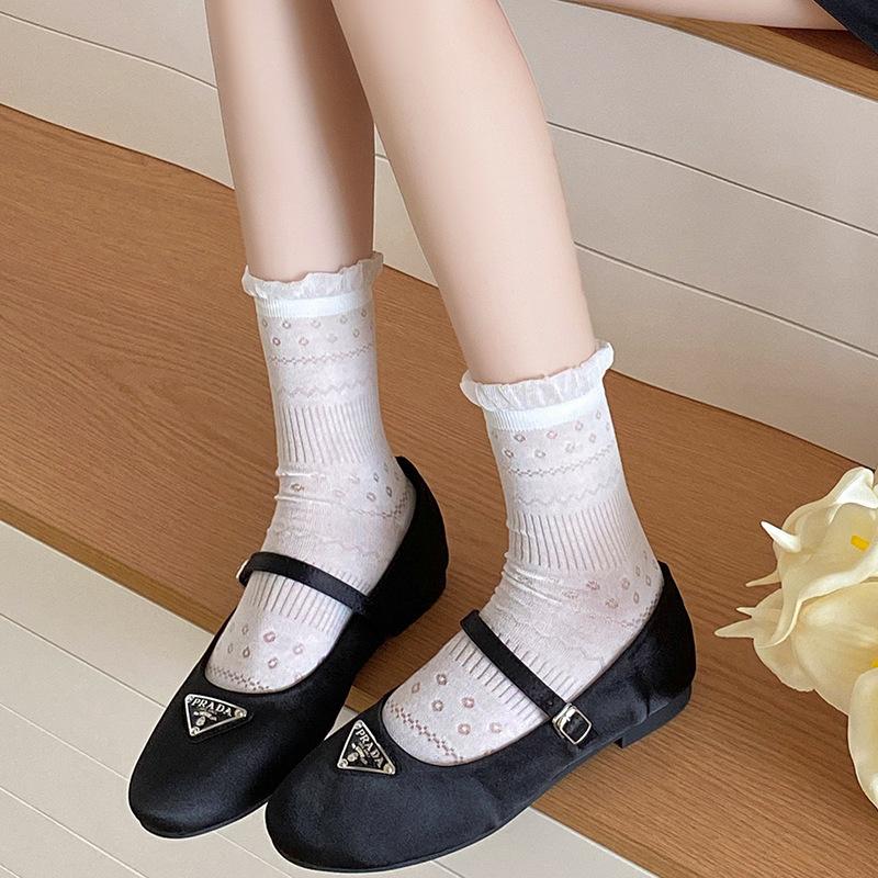 Seasonal White Socks, Mid-Leg Socks, Hollow And Light, Breathable, And Versatile Girls' Soft Glutinous Style Stockings