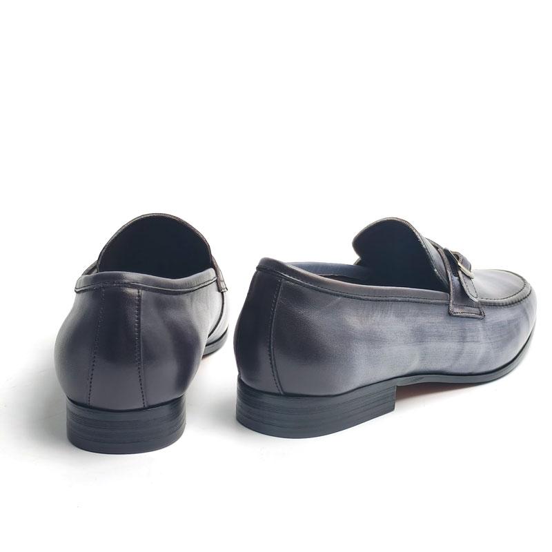 Fashion Leather Men's Loafers Top Layer Cowhide Comfortable Outdoor Wearings Leather Shoes Wedding Office Formal Shoes Rubber Bottom New