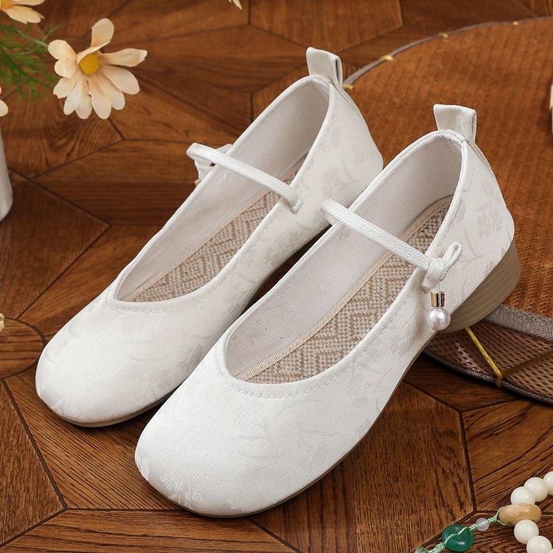 Elegant Women's Sandals for Women Summer Breathable Comfortable Cotton Linen Low Heels Flats Ladies Retro Hanfu Shoes