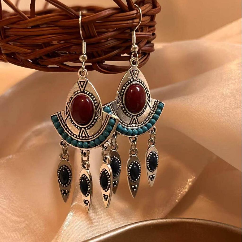 Yun Song Ling Retro Ethnic Fan-Shaped Tassel Earrings - Unique, Versatile Design