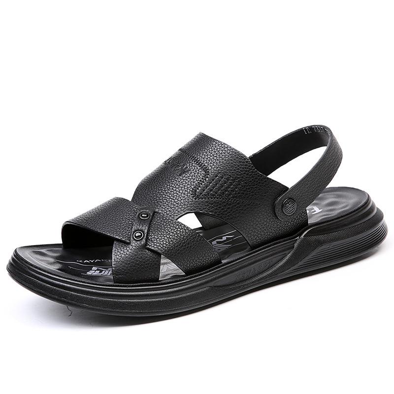 Summer New Sandals Men's Topcoat Cowhide Soft Sole Massage Beach Shoes Men's Casual Dual purpose Slippers