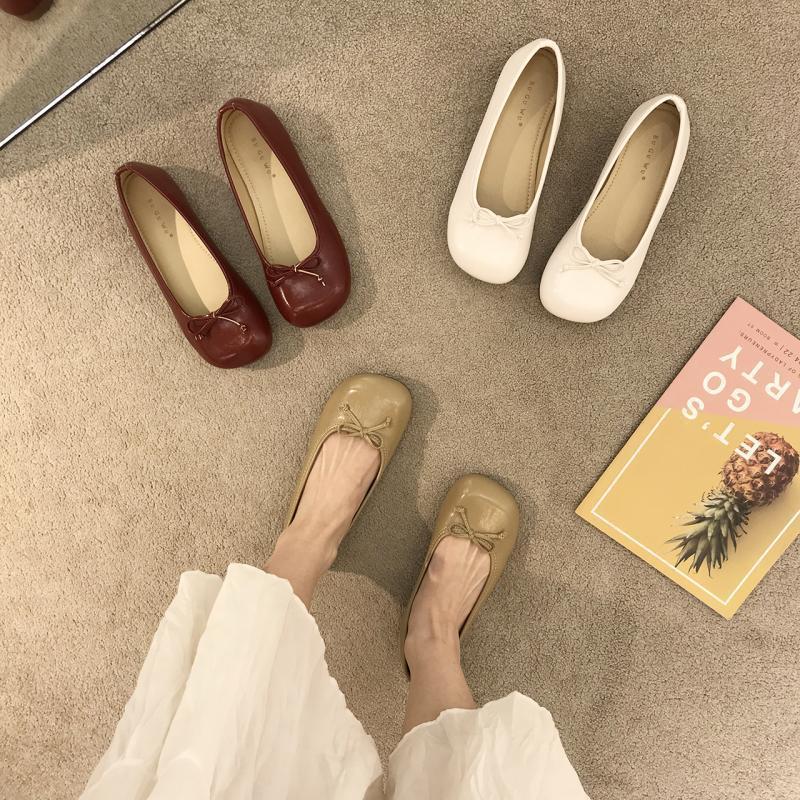 Retro Literary and Artistic Round Head Gentle Wind Grandma Shoes Spring 2025 Soft-soled Fairy Flat-bottomed Bow Pregnant Women Single Shoes Women