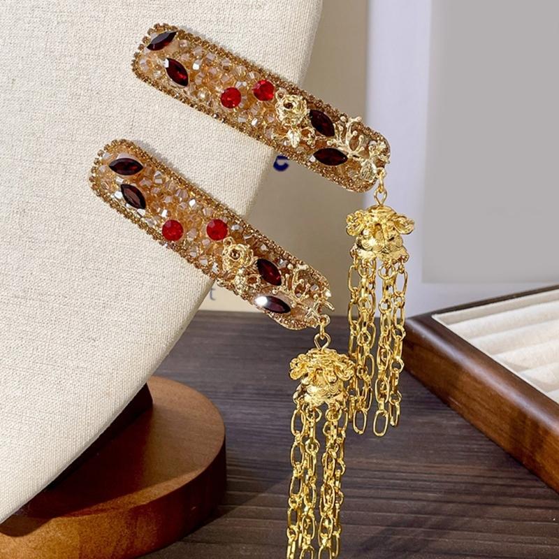 Ethnic Rhinestones Hair Accessory with Crystal Tassels Crystal Hair Clip Perfect for Weddings Parties and Everyday Wear