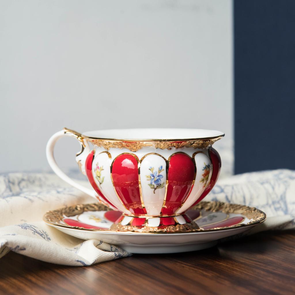 225ML Ceramic Coffee Mug European Court Phnom Penh Cup Luxury Afternoon Camellia Ceramic Latte Mug Cup Drinking Utensils