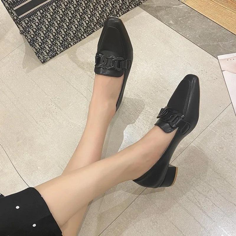 Fashion 2024 Soft Leather Middle Heel Women Shoes Square Buckle Thick Heel Females Shoes Fashion Leisure Spring Ladies Dress Pumps Size