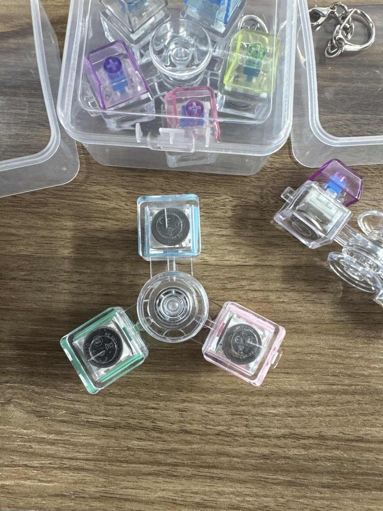 Mechanische Achse Taste Fidget Spinner Leuchtende Elektronische Tastaturtaste Stressabbau Schlüsselanhänger Tragbares Spielzeug Geschenk für Erwachsene Jugendliche