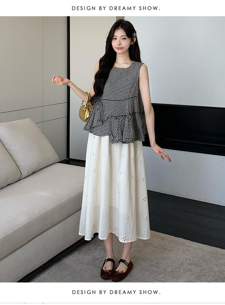 2026 Summer Plaid Sleeveless Maternity Top & Apricot Hollow-Out Skirt Set