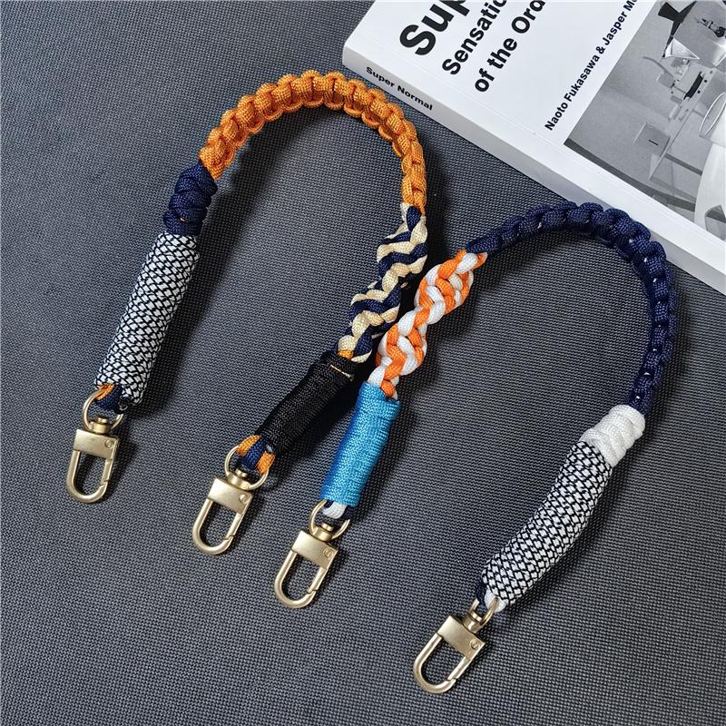 Kurzes koreanisches Handy-Lanyard Hochwertiges Anti-Verlust-Handgelenkband für Kameras Handgeknüpfte Handy-Kette für Taschen Schlüssel Wasserbecher