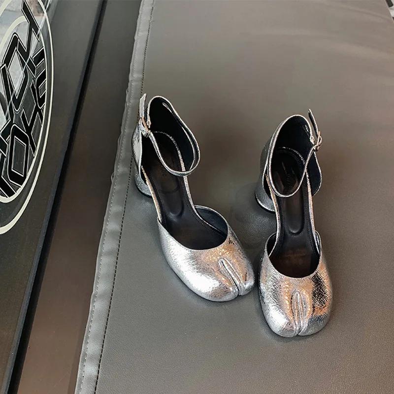 Fashion Modern Heels Pumps Women Round High Heel Leather Square Split Toe Pumps Shoes Spring Summer Sandals Mary Janes Shoes Heels Women