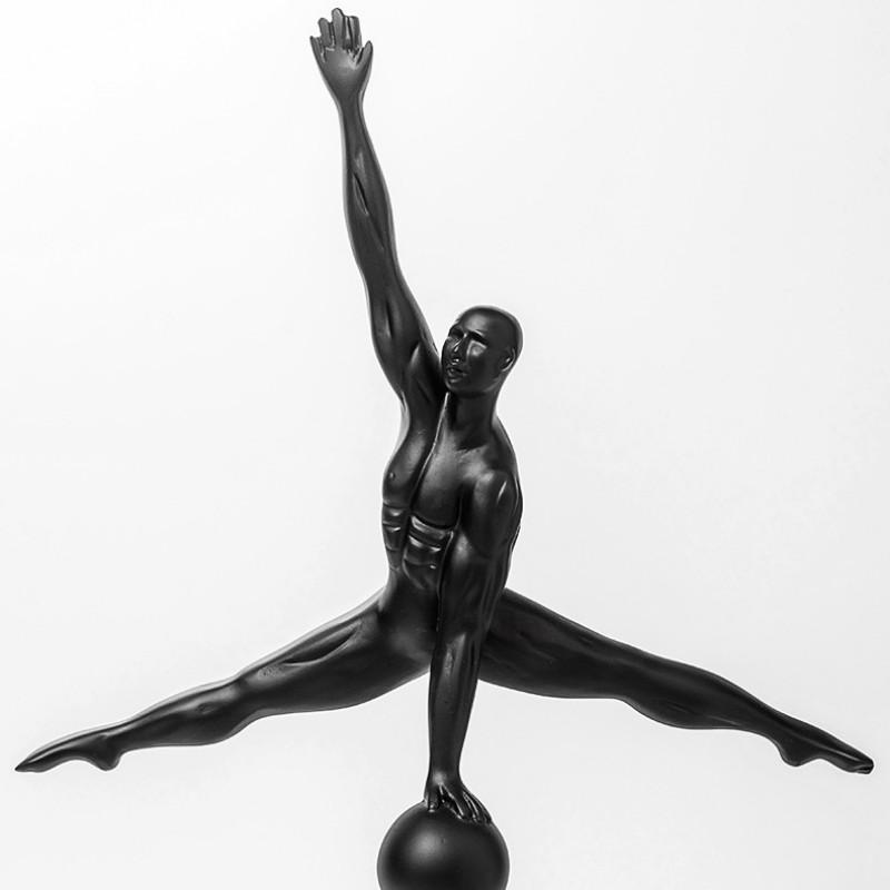 Modern Minimalist Creative Gymnastics Figure Decoration Room Geometric Wrought Iron Ornament
