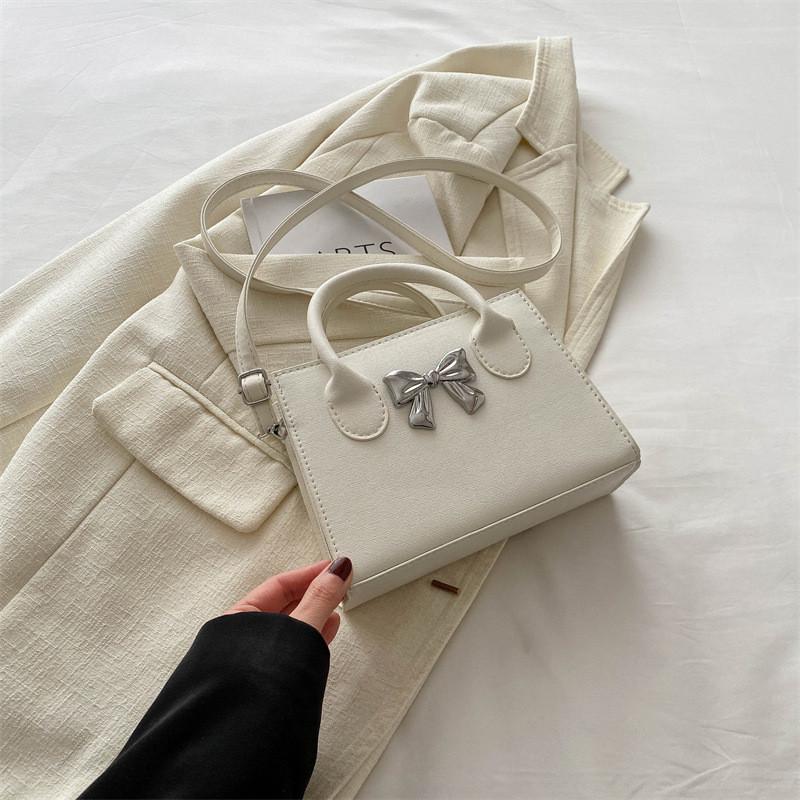 

Stylish Summer Shoulder Bag For Women Pu Leather Medium Size With Mobile Pocket білий