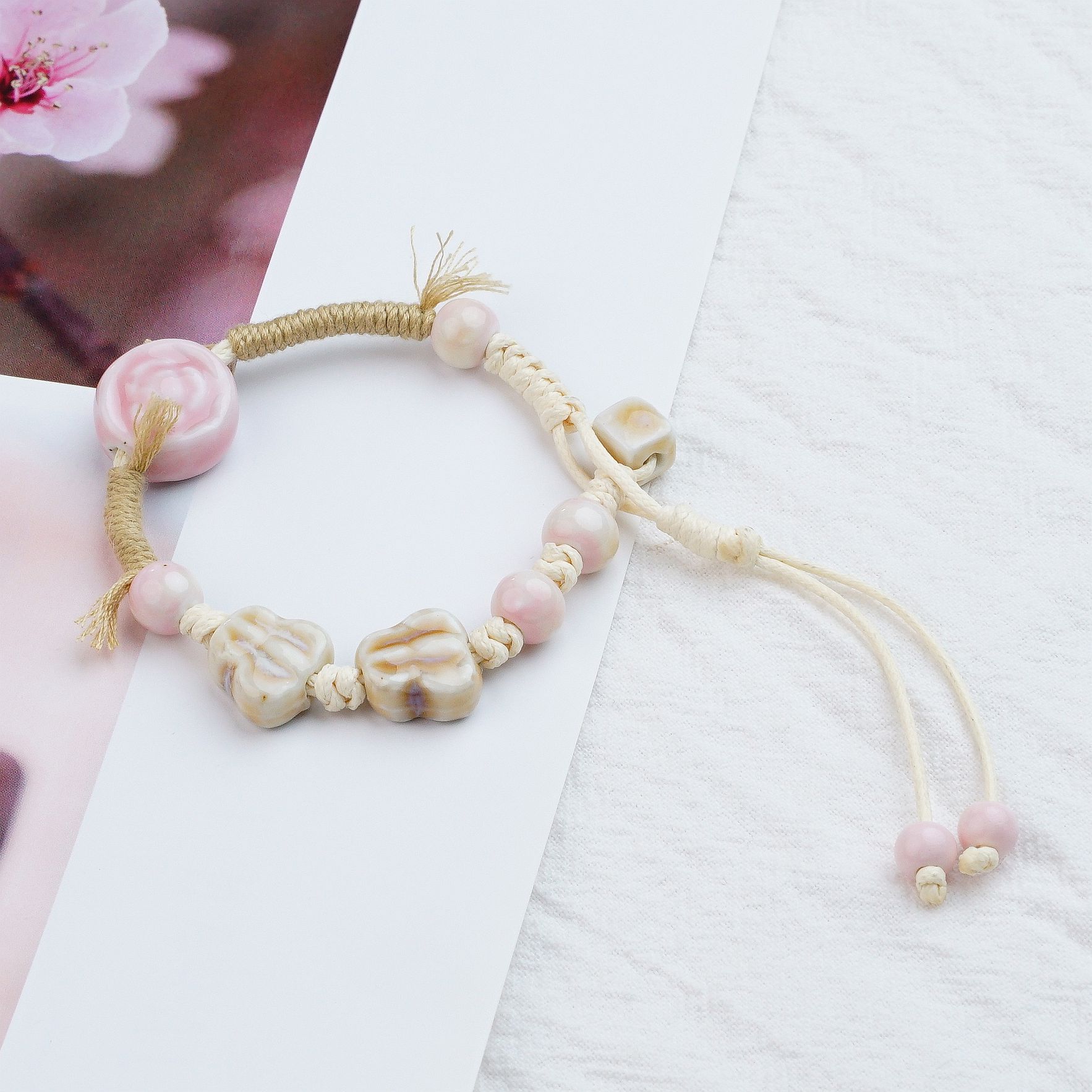 

Ceramic Heavy Industry Weaving Star Small Fresh Sweet Bracelet Couple Student Girlfriend Weaving Hand