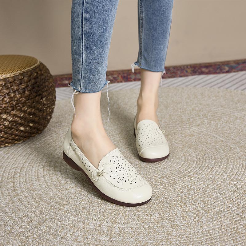 First layer cowhide 2025 women's summer round head flat bottom leather mother shoes women's soft sole hollow women's Korean version casual shoes