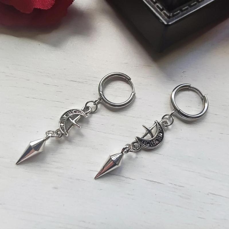 Gothic Spikes Earrings with Moon and Star Pendant Comfortable Ear Hoops Stylish Punk Accessories for Women Man