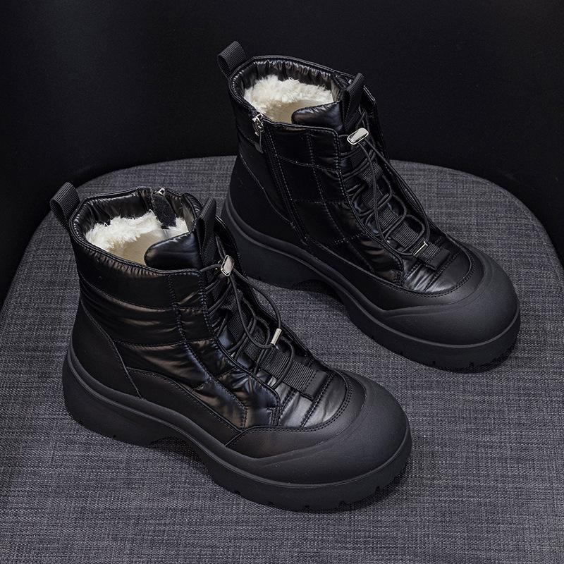 New casual short boots autumn and winter thick-soled super fire snow boots high-top shoes fleece thermal shoes medium boots