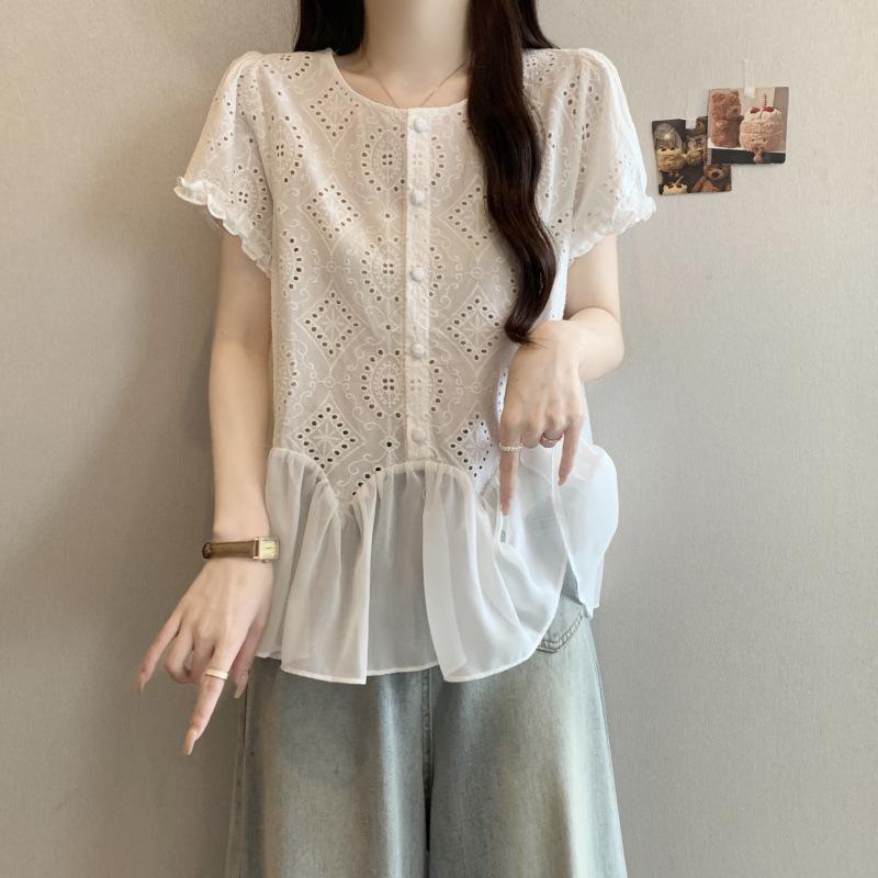 Plus Size Summer Embroidered Mesh Hem Short Sleeve Top