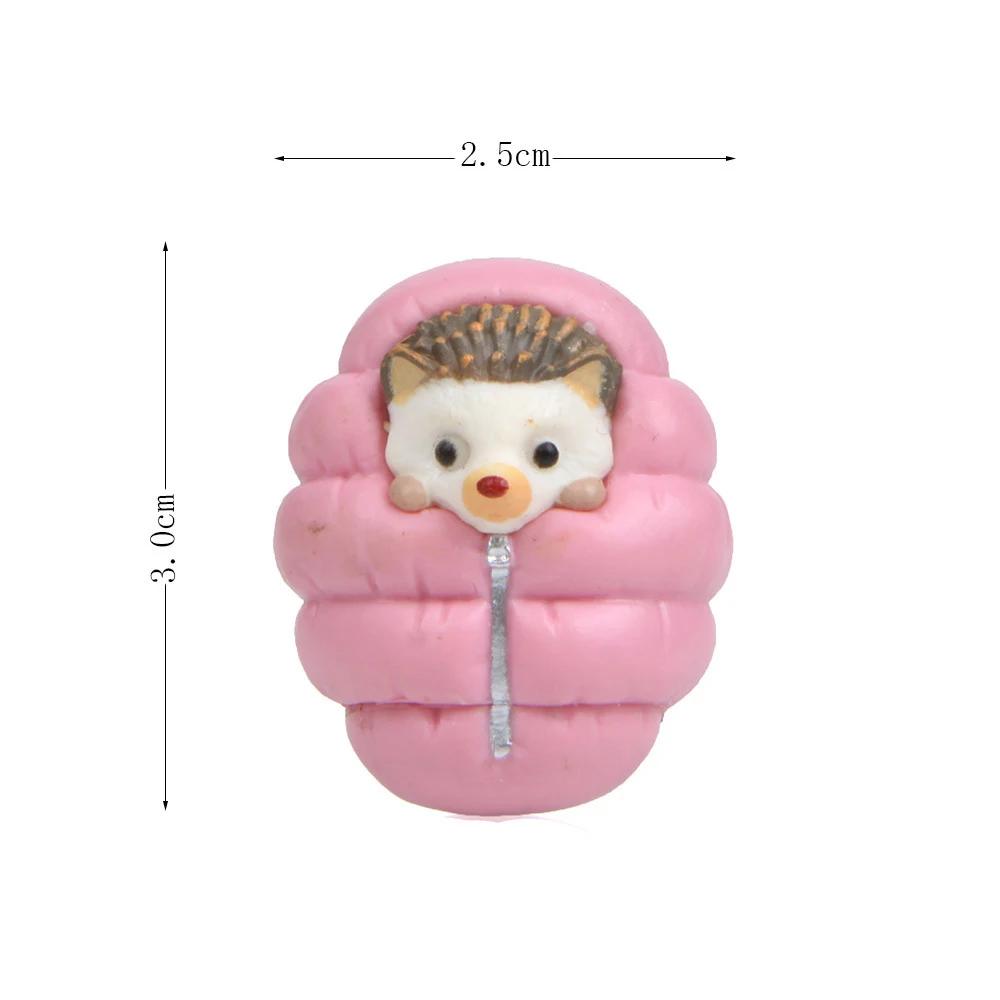 Mini Hedgehog in Sleeping Bag Ornament Miniature Figurines Gift Toy for Kids Children Baby Room Desk Garden Home Decoration