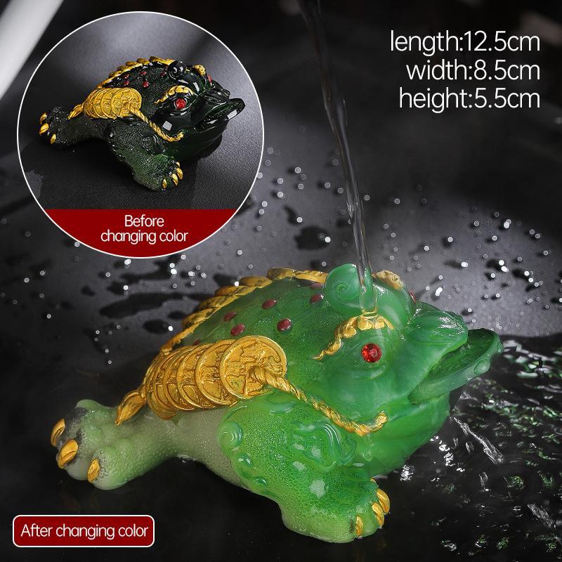 1Pc Chinese Resin Discolored Tea Pet Lucky Cute Golden Toad Ornaments Desktop Handmade Crafts Home Tea Set Decoration Gifts