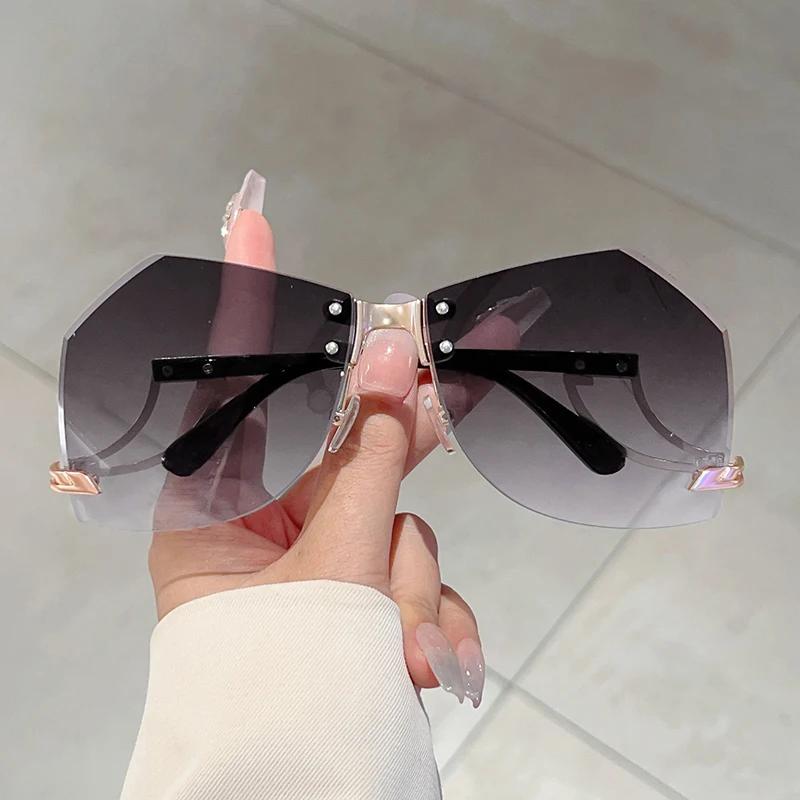 Rimless Irregular Sunglasses  New Chic Gradient Ocean Lenses Shades Trendy Stylish Design Hollowed Legs Sun Glasses