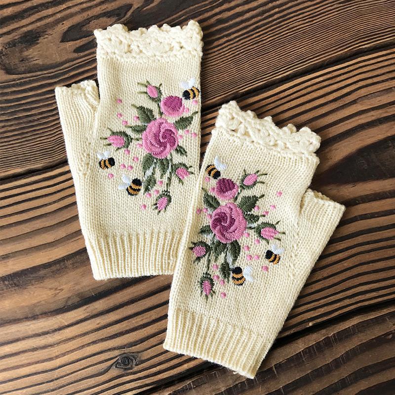 Cute Vintage Embroidery Knitted Gloves Bee Half Finger Fingerless Gloves Korean Style Warm Winter Wool Gloves Outdoor