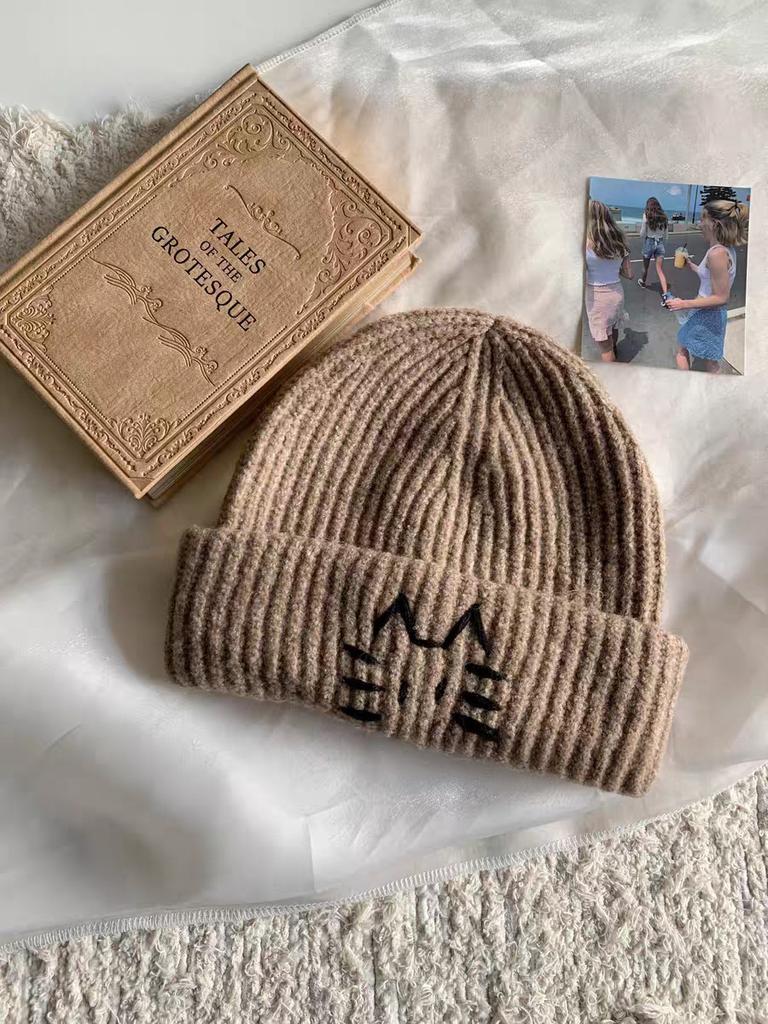 Embroidery Cute Kitten Wool Hat Female Autumn and Winter New Face Small Cold Hat Warm Ear Protection Cold Student Knitted Hat