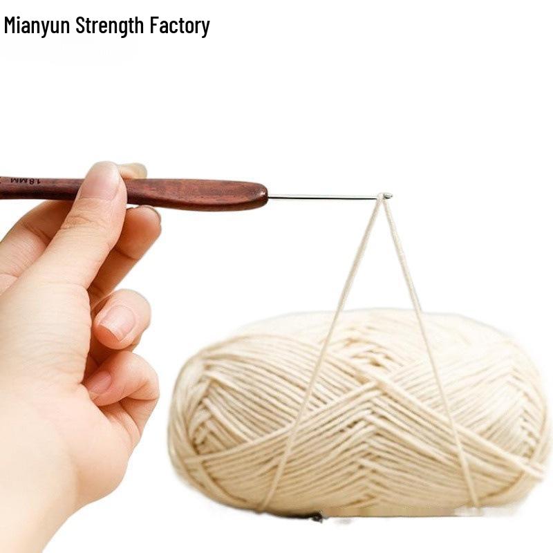 Blood Sandalwood Handle Crochet Hook - Non-slip Handmade Micro Needle for Yarn and Knitting with Safety Pin