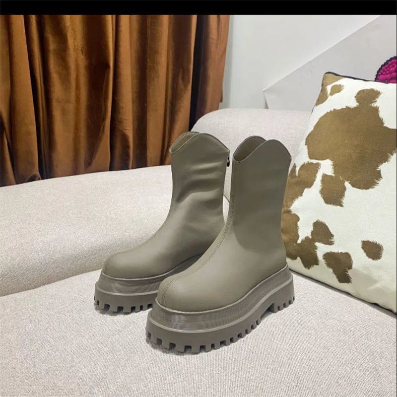 Thick-soled Martin boots for women's 2025 new models increase in height, autumn and winter, tall and thin, small but knee leather boots for women