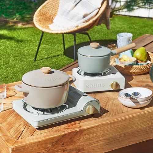 Bruno Fuji Enamel 20cm Double-Handled Pot, BHK280 [6760926] Greige