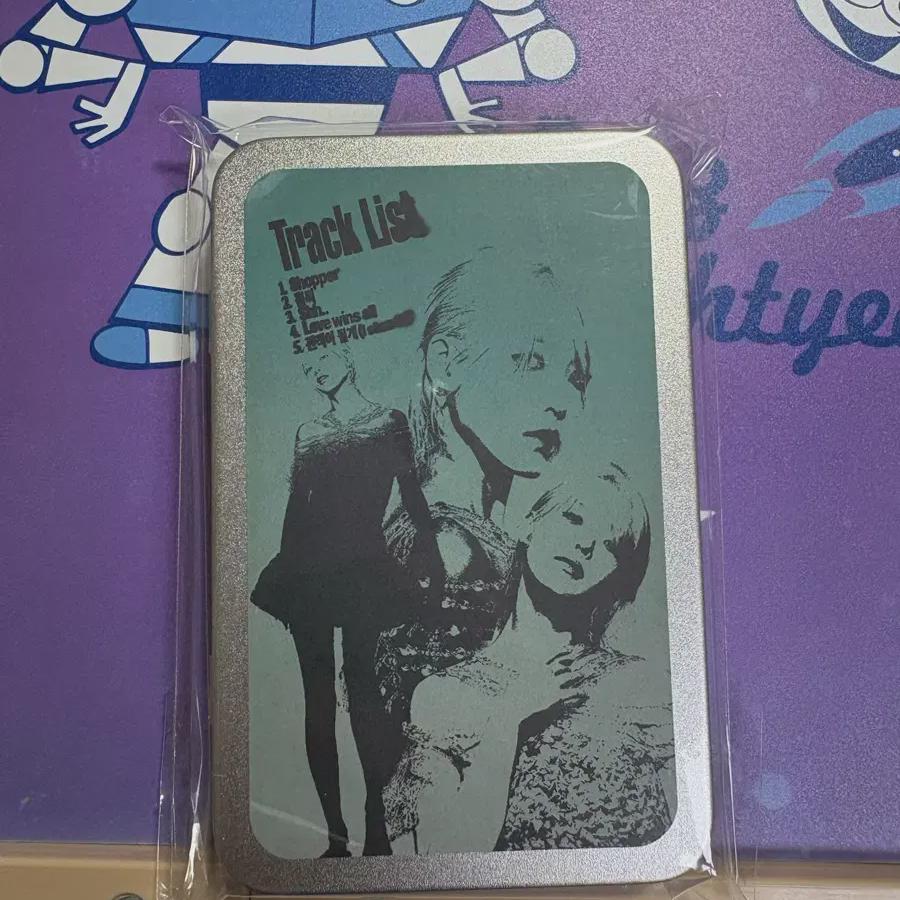 

Жестяная коробка для фотокарточек Iu Hulkon