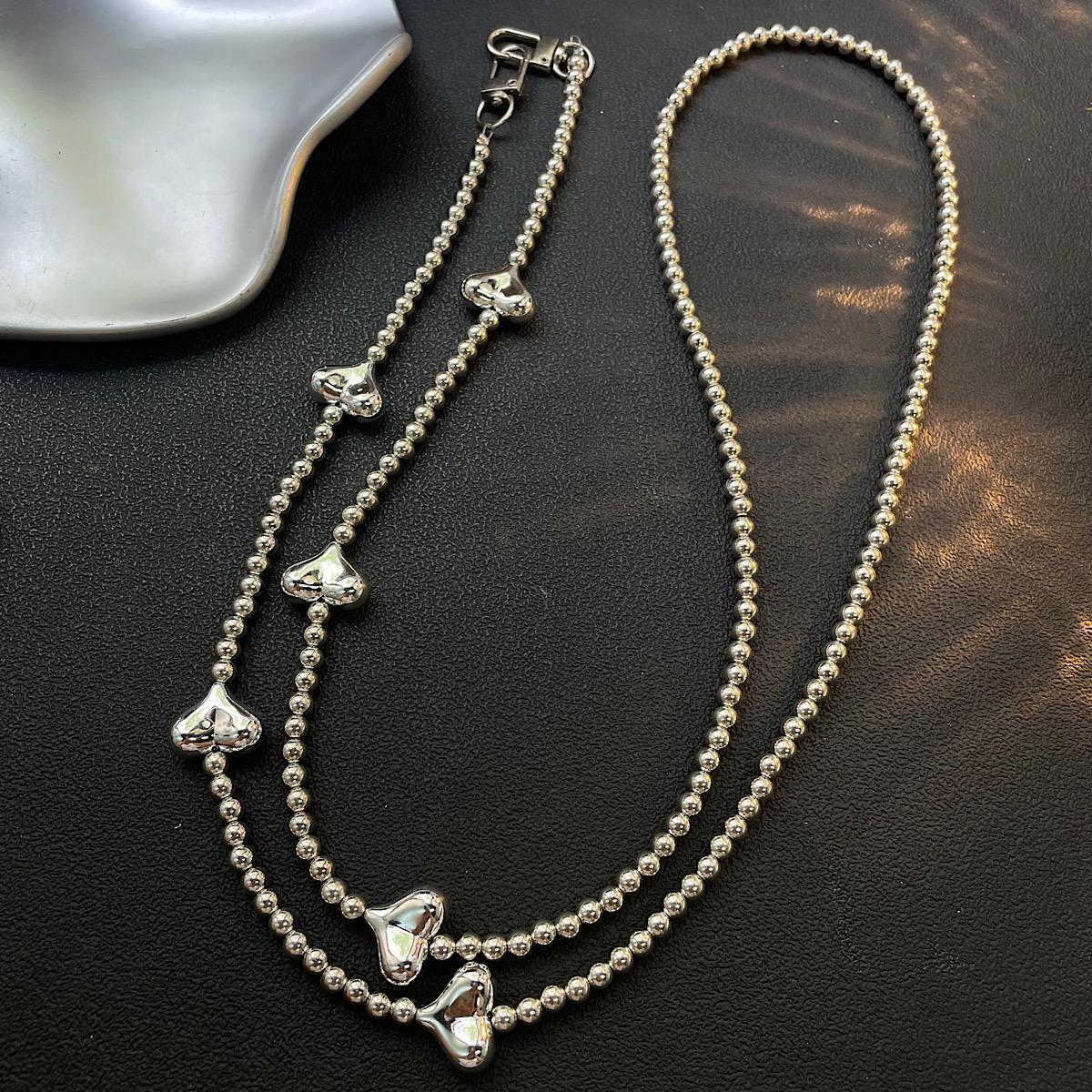 

Fashion Silver Heart Phone Chain Beaded Anti Loss Crossbody Strap Creative Bag Replacement Lanyard