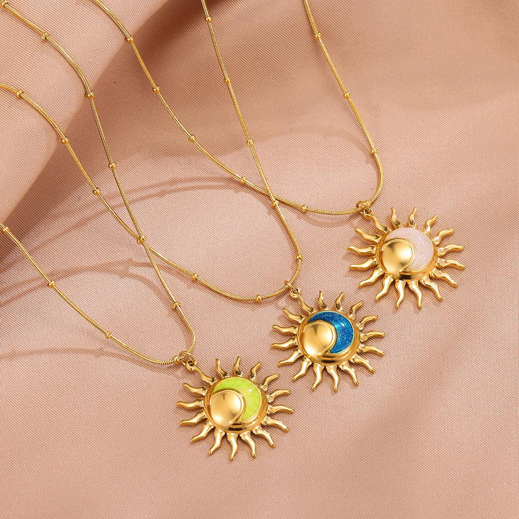 Waterproof Oil Drip Vintage Sun Pendant Necklaces For Women Gold Color 304 Stainless Steel Nameplate Necklace Christmas Jewelry