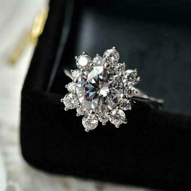 Cao Shi Trendy Snowflake Zirconia Ring – Korean Design Women's Jewelry Gift