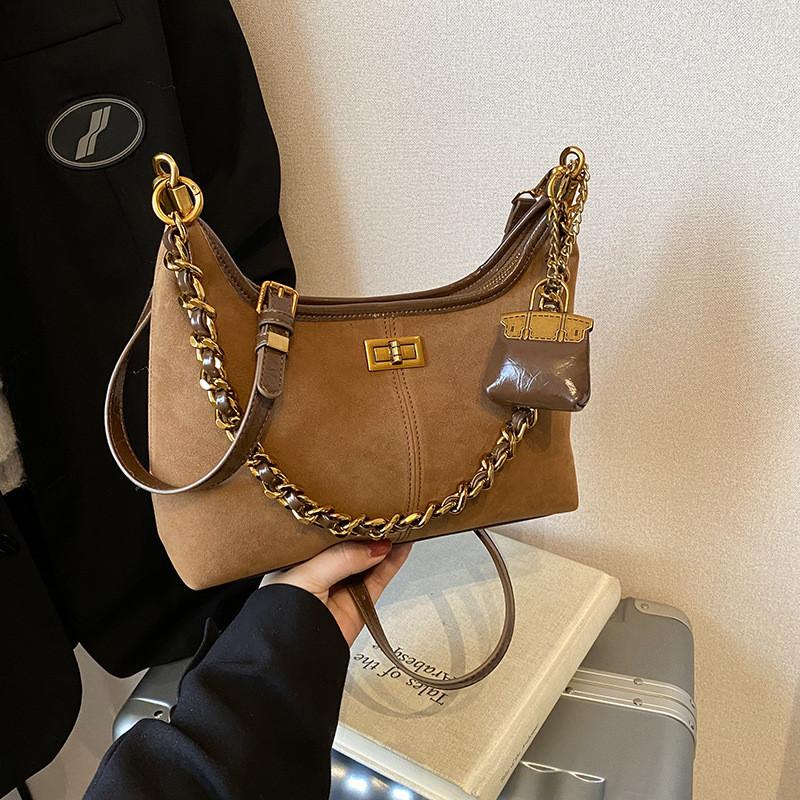 Ielgy Suede Large Capacity Autumn Winter Retro Shoulder Messenger Bag Chain Commuter Bucket Bag