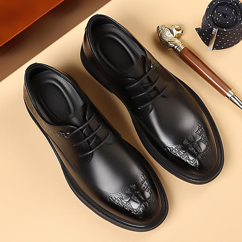 

Модные мужские удобные деловые британские повседневные резные кожаные туфли классические мужские корейские версии модные туфли-оксфорды на шнуровке 44 чёрный