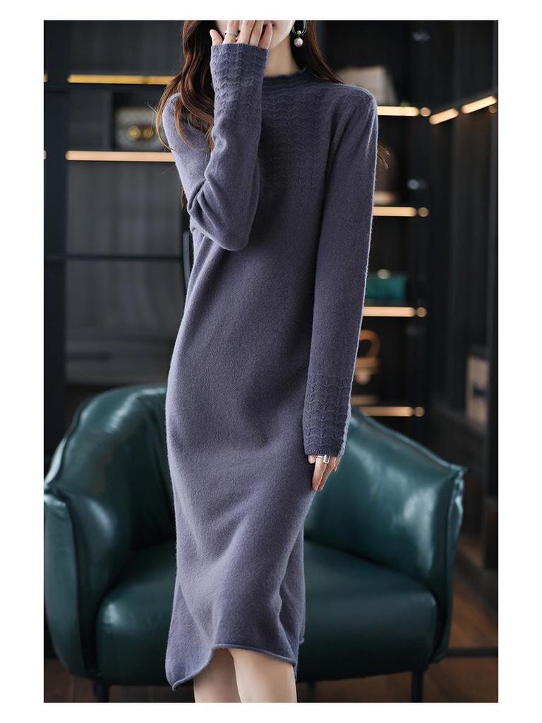 2025 Autumn/Winter Petite Loose Sweater, Semi-High Neck, Casual Knit Top for Middle-Aged Women.