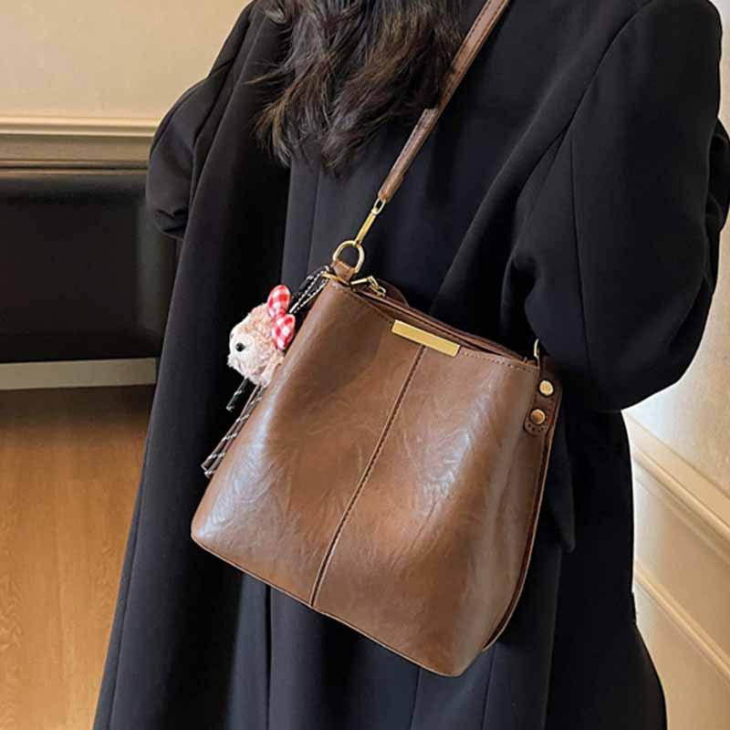 This Year's Popular Fashion Small Bag Women's Bag 2025 New Large-capacity Simple Retro Bucket Bag Texture Cross-body Bag