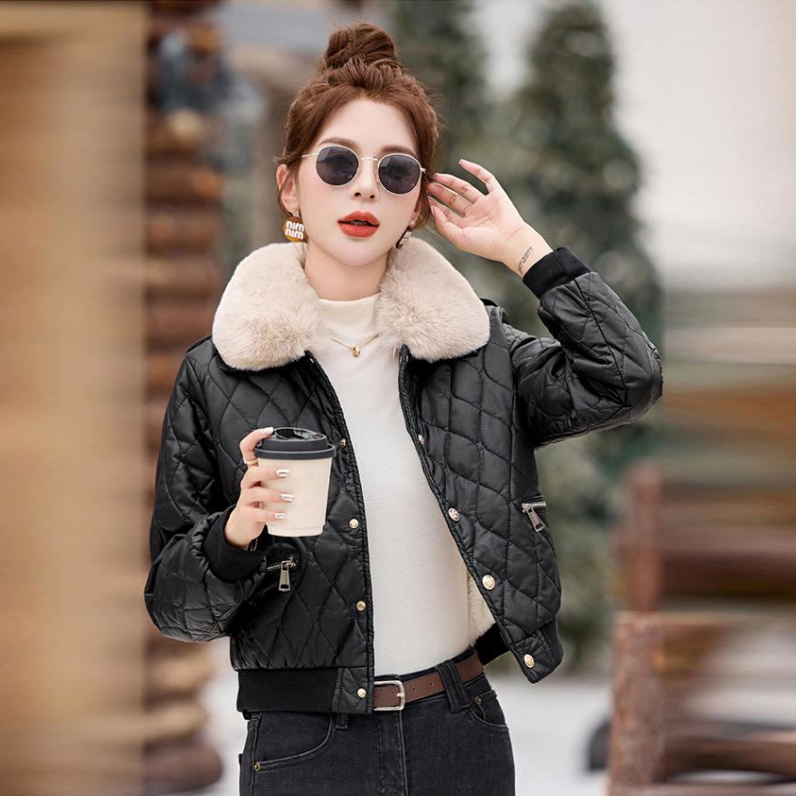 Big fur collar, velvet leather jacket, locomotive jacket, women's winter temperament design sense, thickened warm cotton clothes, cotton clothes