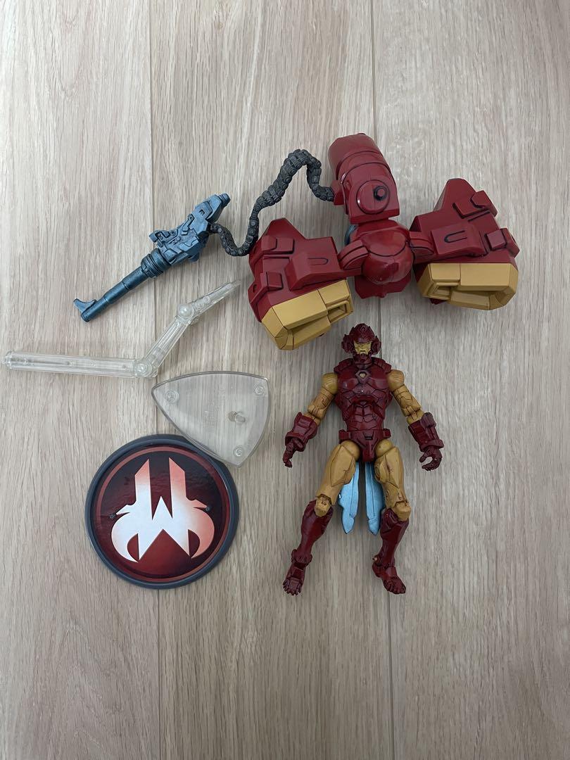

[USED] Iron Man Action Figure Marvel Legends