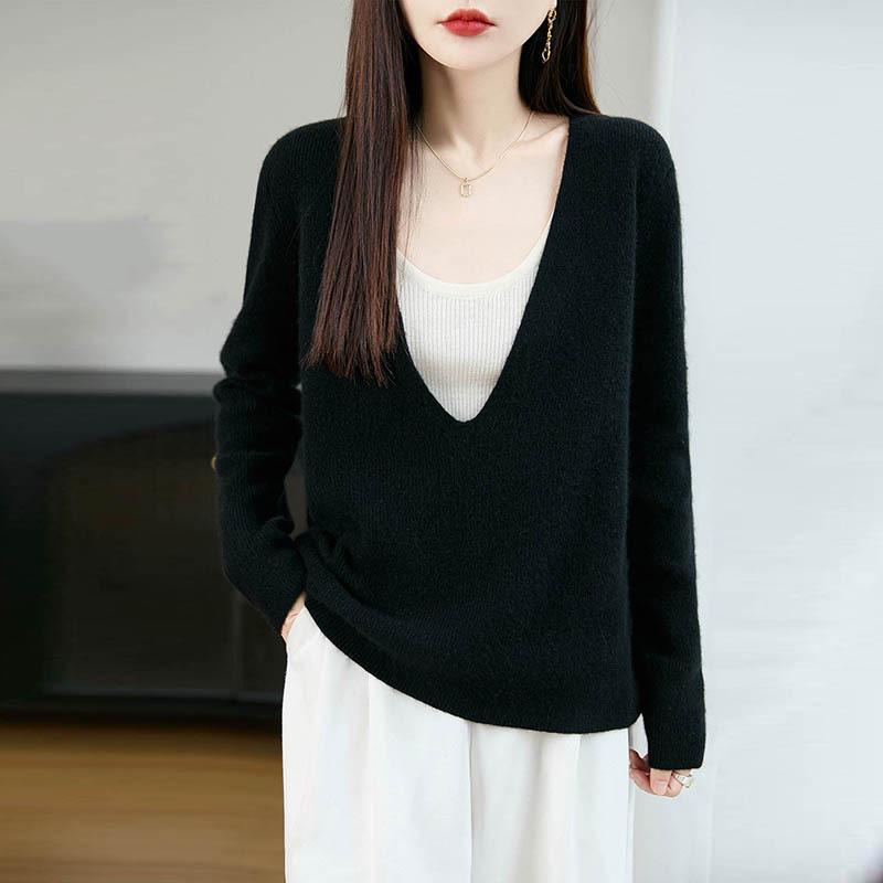 Women's V-Neck Wool Knit Slimming Sweater - Long Sleeve Base Layer