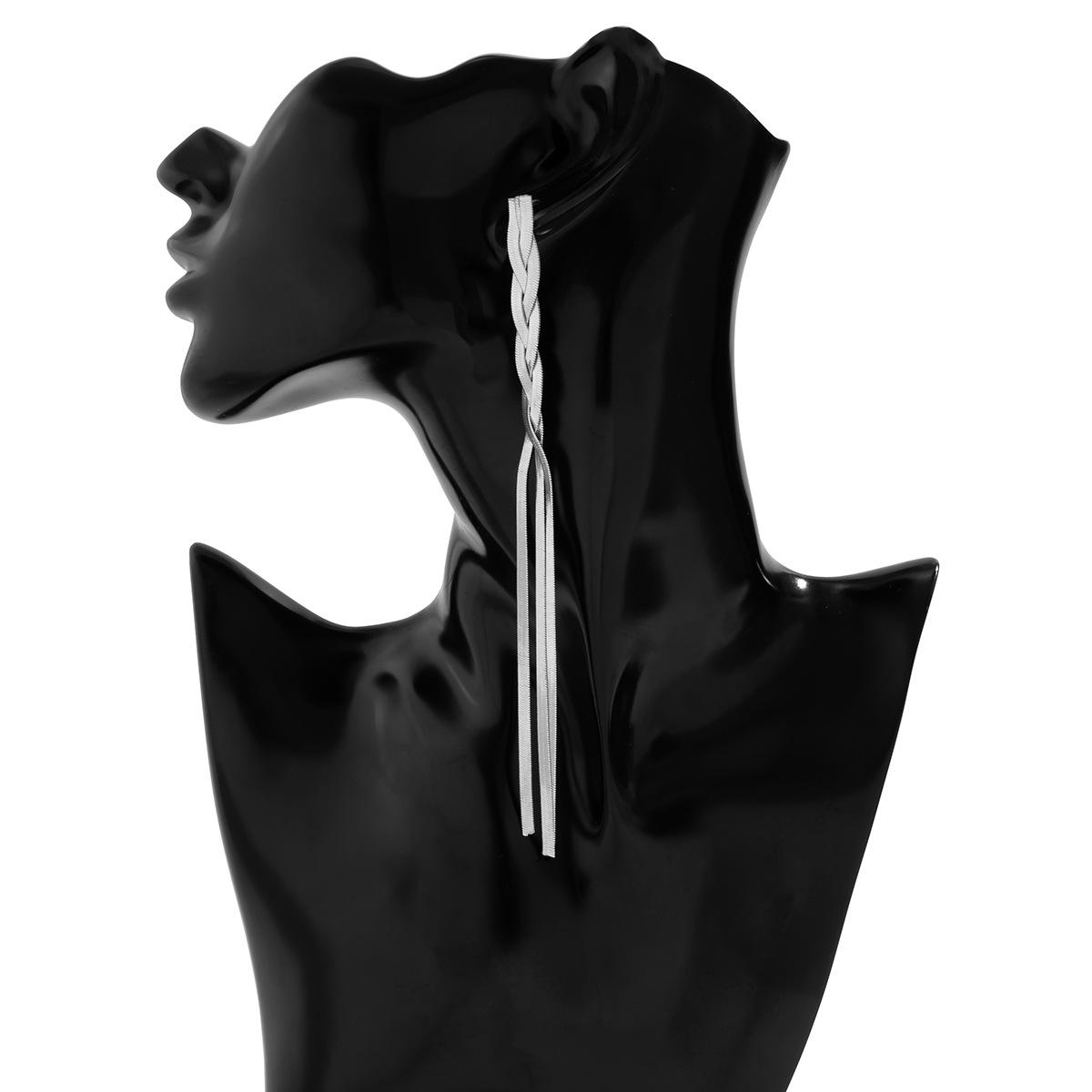 

Простое длинное ожерелье-цепочка, креативное контрастное ожерелье-цепочка «змеиная кость» с бахромой для женщин see details