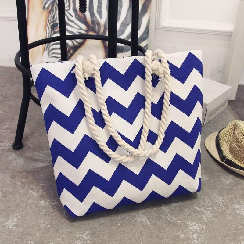 Large Capacity Canvas Bag Women's Shoulder Bag Going Out To Work Shopping Commuting Large Bag Embroidered Canvas Tote Bag