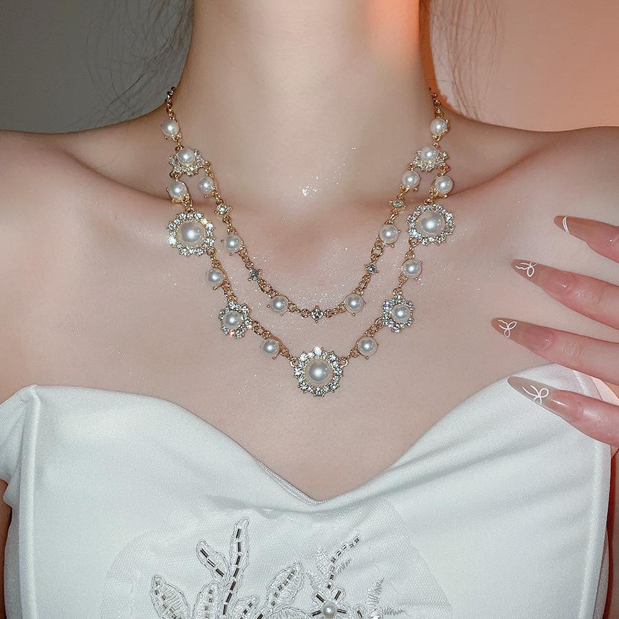 Exquisite Pearl Double-Layered Clavicle Necklace: French Elegance & Light Luxury Design