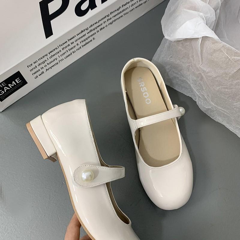 French retro round head flat bottom shallow mouth single shoes women's 2025 new summer versatile skirt soft sole Mary Jane shoes