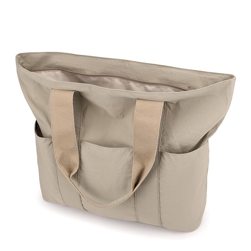 Women's Shoulder Bag Retro Large Capacity Commuter Tote Bag